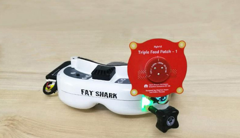�˾���ũ SRAN-027 [TR] Triple Feed Patch-1 5.8GHz 9.4dBi Directional Circular Polarized FPV (RP-SMA Hole) 1