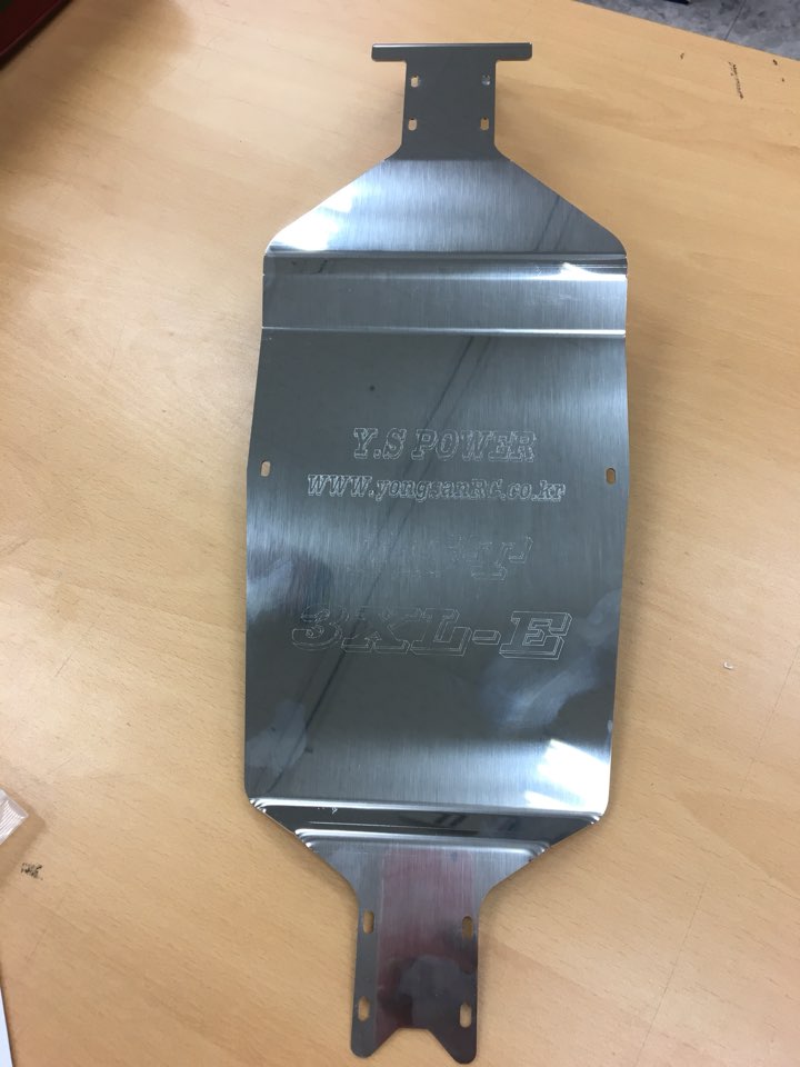 [�˾���ũ] LST 3XL-E  ��Ż��Ű�� TEAM LOSI LST 3XL-E  SKID PLATE (LST 3XL-E ��Ż��Ű��) 1