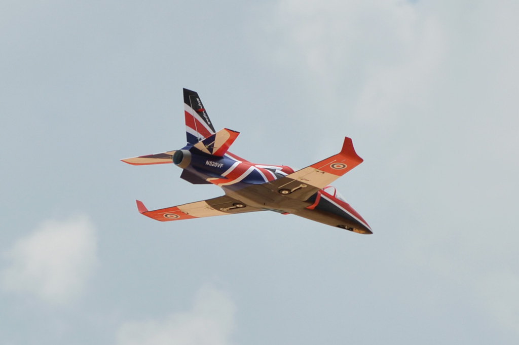 �˾���ũ  [Black Horse] 1885mm Viper Jet 120mm EDF ARF 1