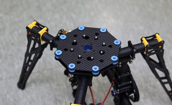 �˾���ũ TL100A17 [TR] 3-Axis Gimbal Shock Mount System 1