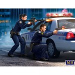 [MasterBox] CM24064 1/24 The Heist series, Kit No1. Shots fired - Officer needs assistance, civilian casualties reported, Request back-up ASAP!!! Sgt Jack Melgoza and Patrolman Sally Taylor