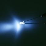 3���� ������ ���ֵ� LED - WHITE (���) 1�� (4.8v/6v �� ���� ������ ���� ����)