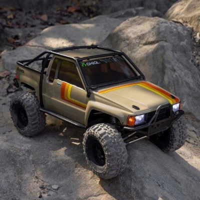 [�˾���ũ] AXI-2062T1 [Axial] 1/10 SCX10 III 1987 Toyota SR5 4X4 RTR Brushed Rock Crawler, Tan