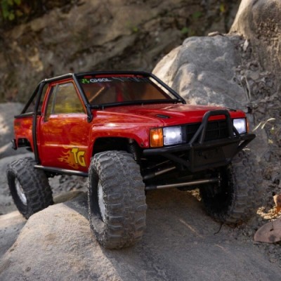 [�˾���ũ] AXI-2062T2 [Axial] 1/10 SCX10 III 1987 Toyota SR5 4X4 RTR Brushed Rock Crawler, Red