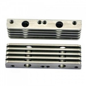 [TEAM LOSI] FINNED ENGINE MOUNT, HARD ANOD - LST/2