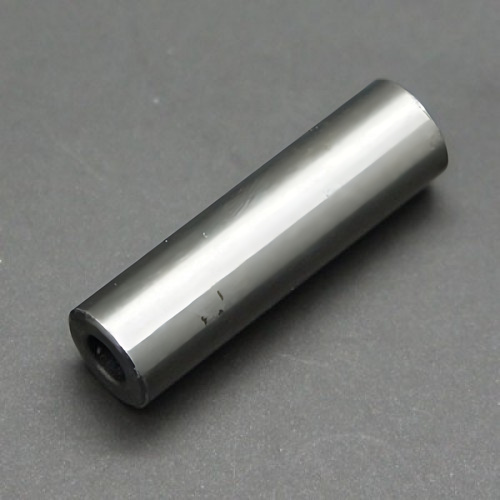 �˾���ũ  Piston Pin For Engine 26CC (545B32-1)