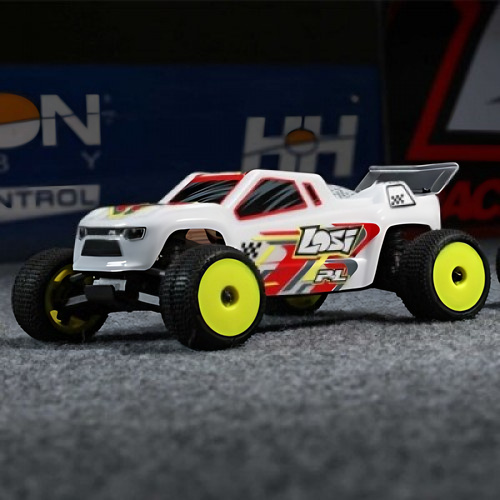 �˾���ũ LOS-1392T1 [TEAM LOSI] 1/28 Micro-T 2S 2WD RTR Stadium Truck, White ������,���͸�,USB������ ���� Ǯ��Ʈ