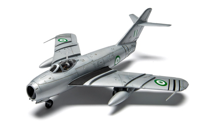 [�˾���ũ] BB03091A [Airfix] BB03091A 1/72 Mikoyan-Gurevich MiG-17F Fresco 2