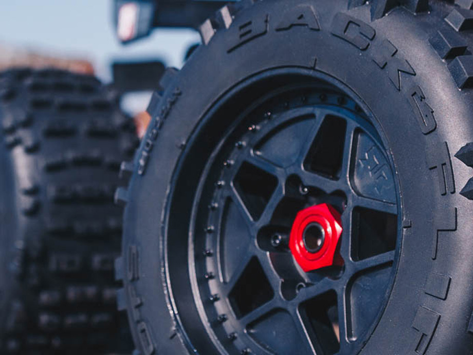 [�˾���ũ] ARA5810 [ARRMA] 1/5 �Ƹ��� �ƿ�ĳ��Ʈ 8�� �귯������ 4WD ����Ʈ Ʈ�� RTR ��Ʈ - ���͸�, ������ �ʿ� 23