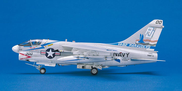 [�˾���ũ] BH07247 [Hasegawa] BH07247 PT47 1/48 A-7D/E Corsair II 1