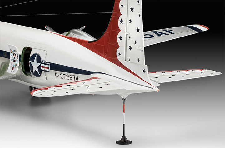 [�˾���ũ] BV3920 [Revell Gmbh] BV3920 1/72 C-54D Thunderbirds Platinum Edition 6