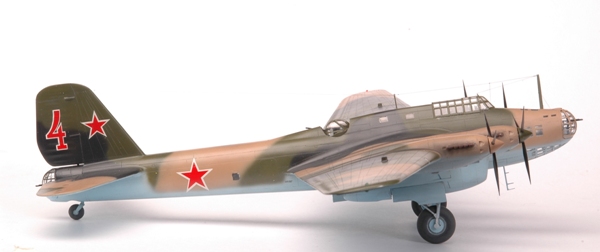 [�˾���ũ] BZ7264 [Zvezda] BZ7264 1/72 Petlyakov Pe-8 Soviet Bomber (New Tool) 2