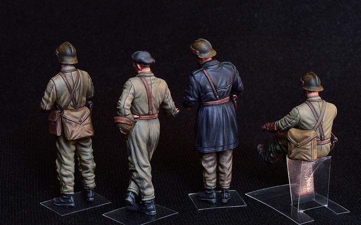 [�˾���ũ] BE35267 [Miniart] BE35267 1/35 Polish Tank Crew 4