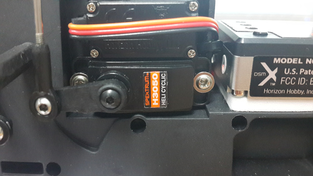 [�˾���ũ] SPMSH3050 [SPEKTRUM] H3050 Mid-Torq Ultra-Spd Micro Heli Cyclic Servo 2