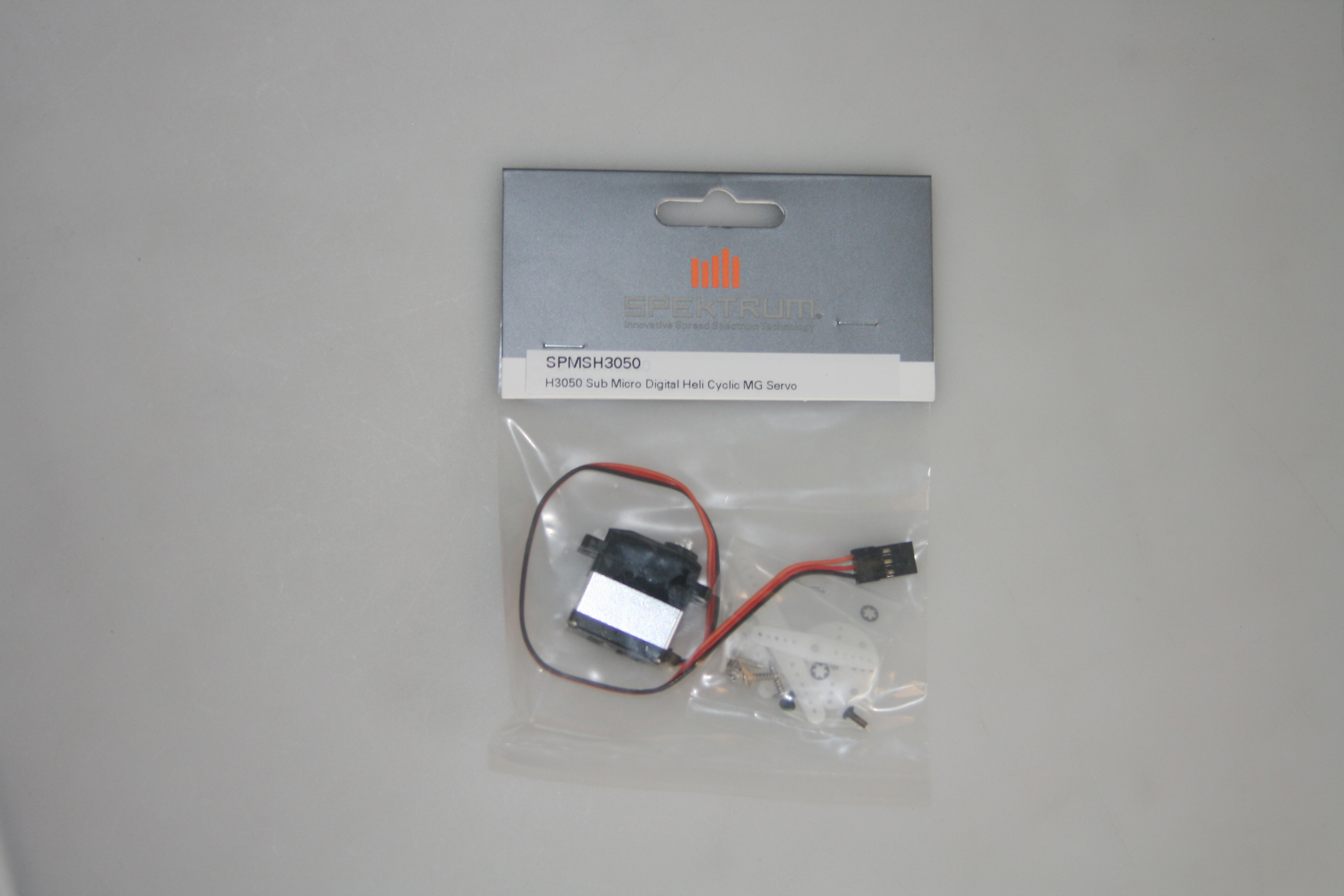 [�˾���ũ] SPMSH3050 [SPEKTRUM] H3050 Mid-Torq Ultra-Spd Micro Heli Cyclic Servo 4